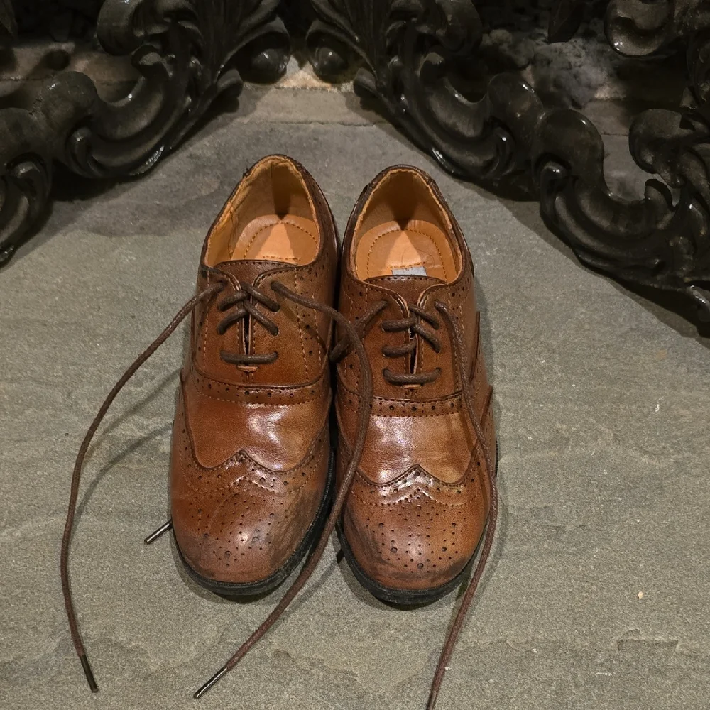Elegant Brown Leather Men's Oxfords